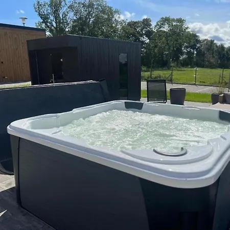 Homes With Sauna And Jacuzzi In Trzesacz-formerly Tui * Trzęsacz